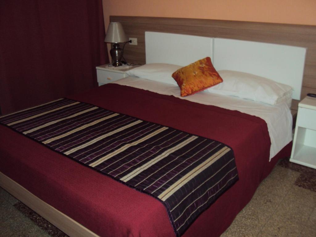 Hotel Mirage Μεσίνα Εξωτερικό φωτογραφία