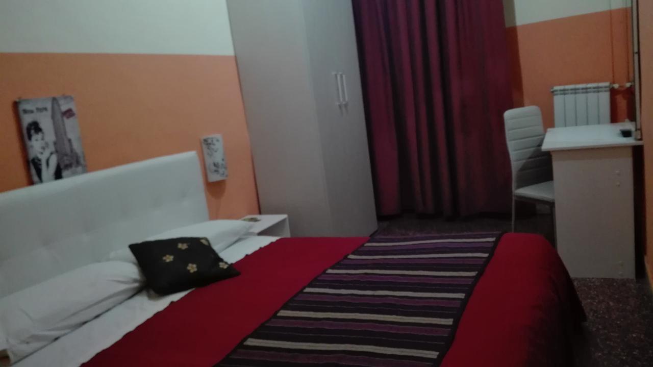 Hotel Mirage Μεσίνα Εξωτερικό φωτογραφία